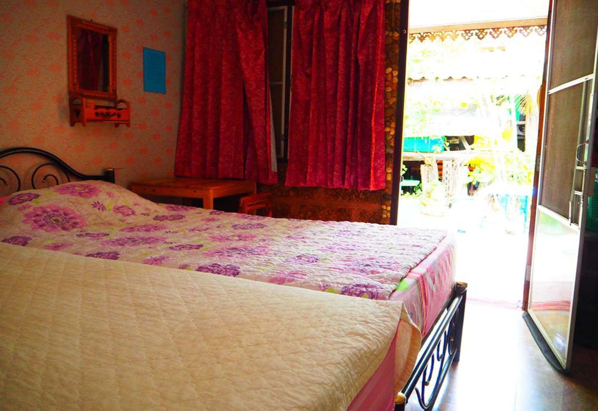 Three J Guesthouse Kamphengphet Kültér fotó